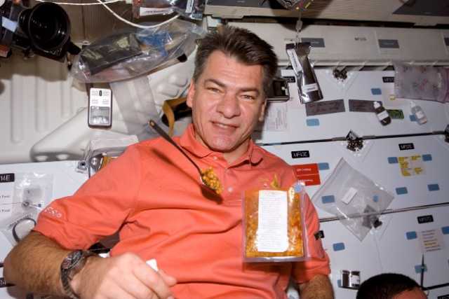 Il cibo per gli astronauti? Lo preparano a Bari. �I �pasti spaziali" ideati da noi�